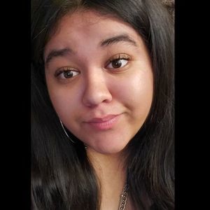 Meet your Posher, Sonia